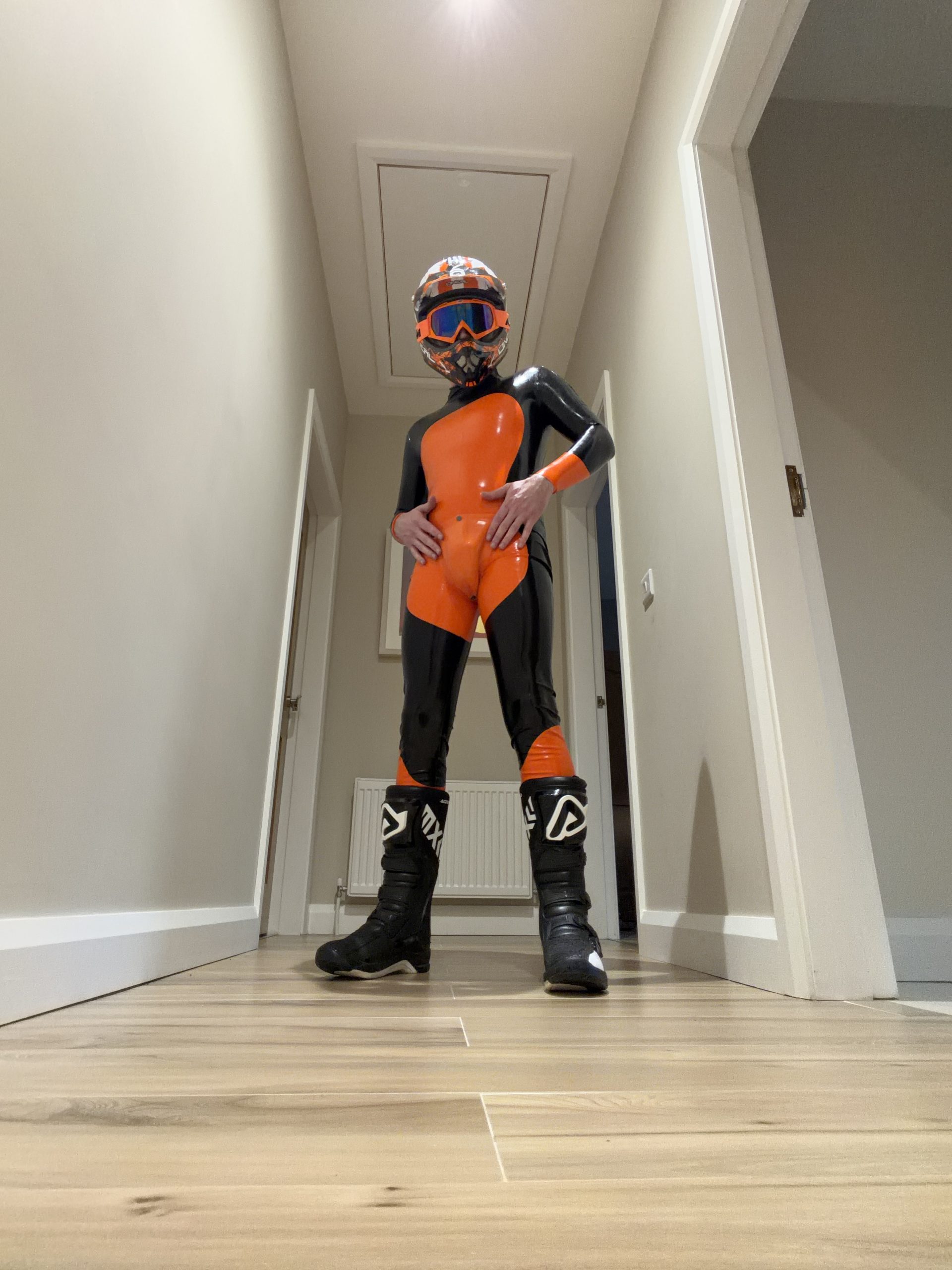 Abyss Pup Latex Catsuit - Image 20